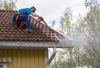 Gutter-Cleaning1